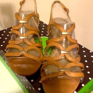 Tan sandal, size 7